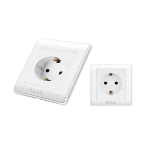 Prise universelle THESST6116A