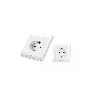 Prise universelle THESST7116A